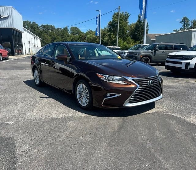 2017 Lexus ES