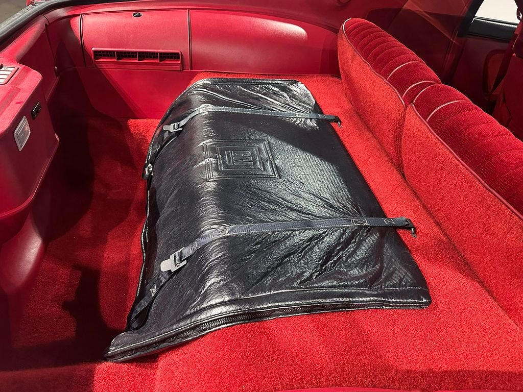 Used 1987 Red Pontiac  image 42