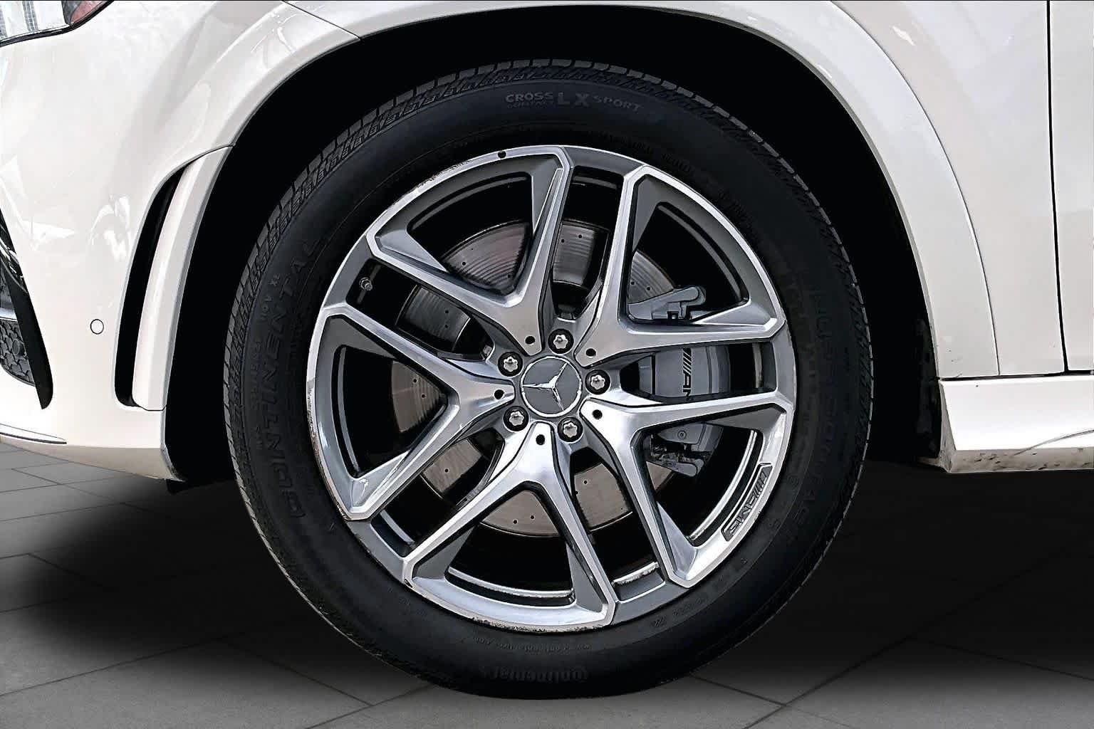 Used 2021 designo Diamond White Metallic Mercedes-Benz AMG® GLE 53 image 11