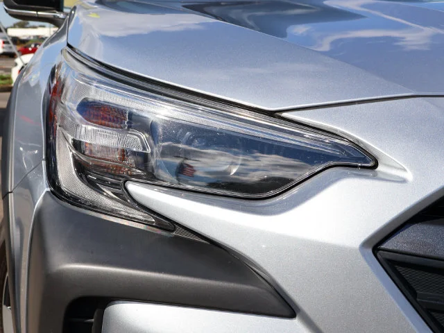 Used 2025 Silver Subaru Limited image 3