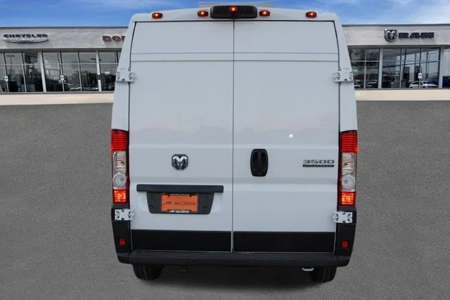 New 2026 Bright White Clear-Coat Exterior Paint RAM High Roof image 4