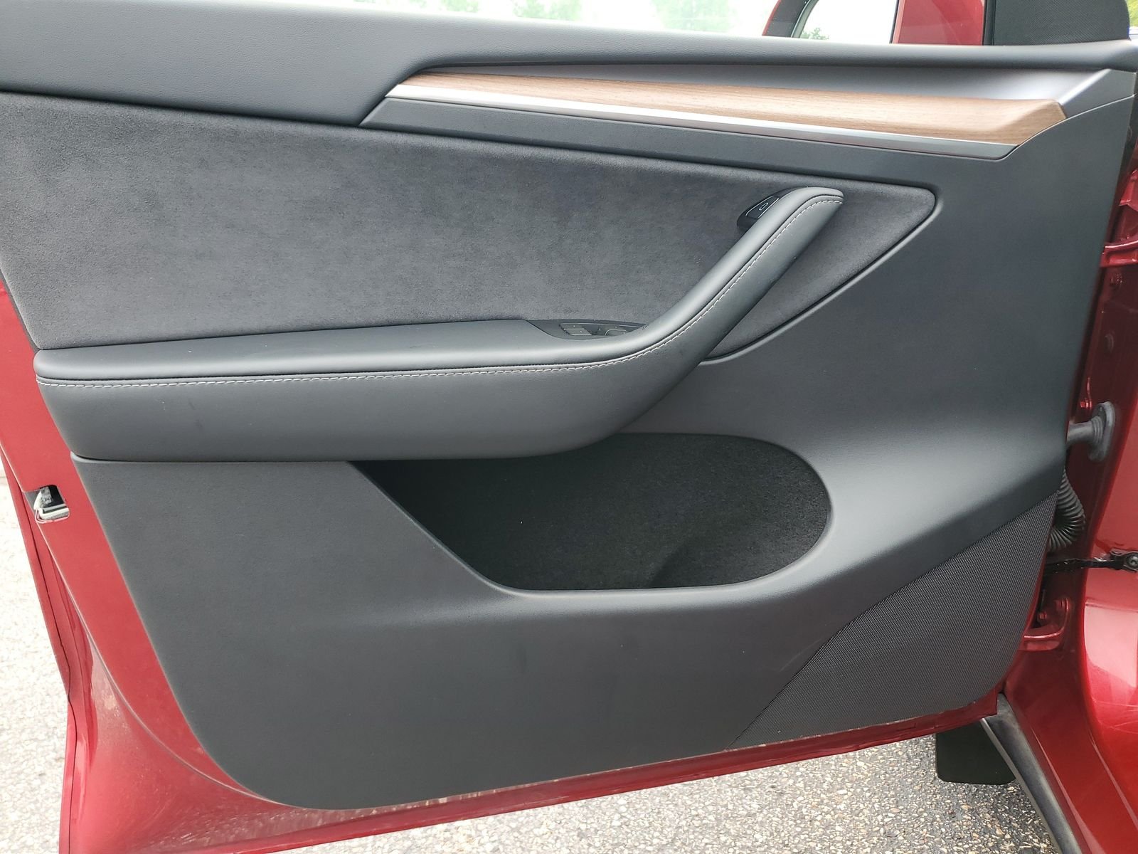 Used 2024 Red Tesla Long Range image 25