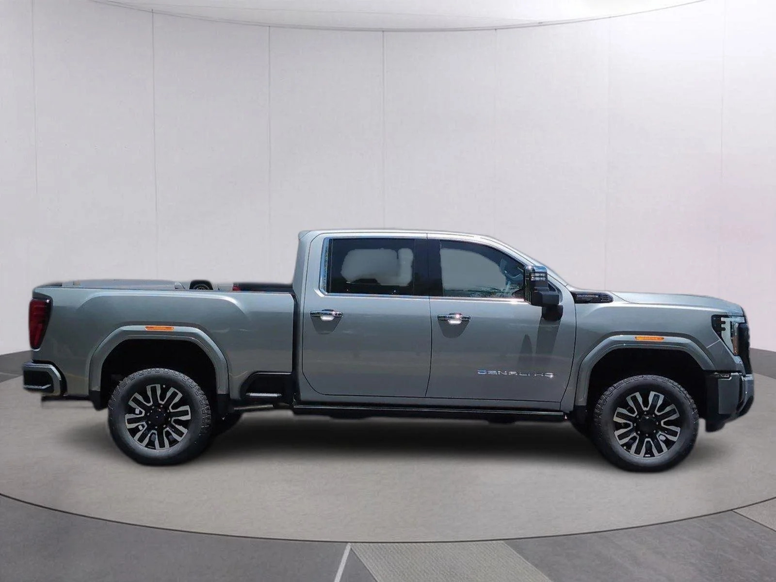 New 2026 Sterling Metallic GMC Denali Ultimate image 7