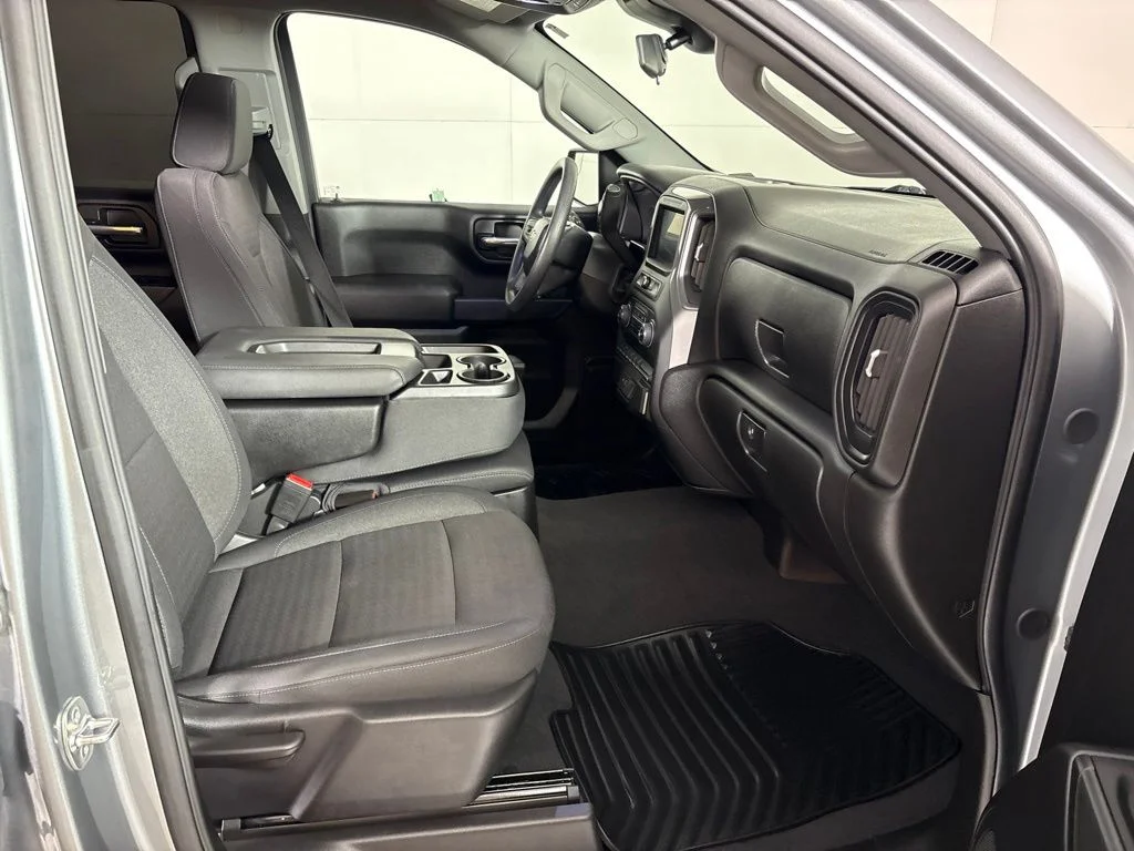 Used 2026 Gray Chevrolet Custom image 17