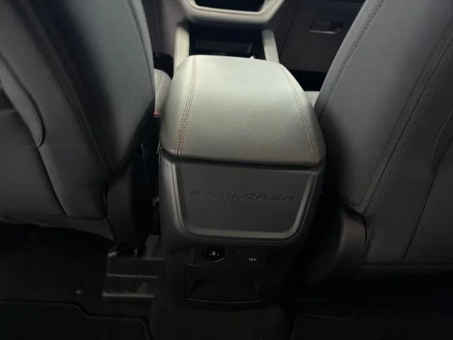 New 2026 Agate Black Metallic Ford Active image 32