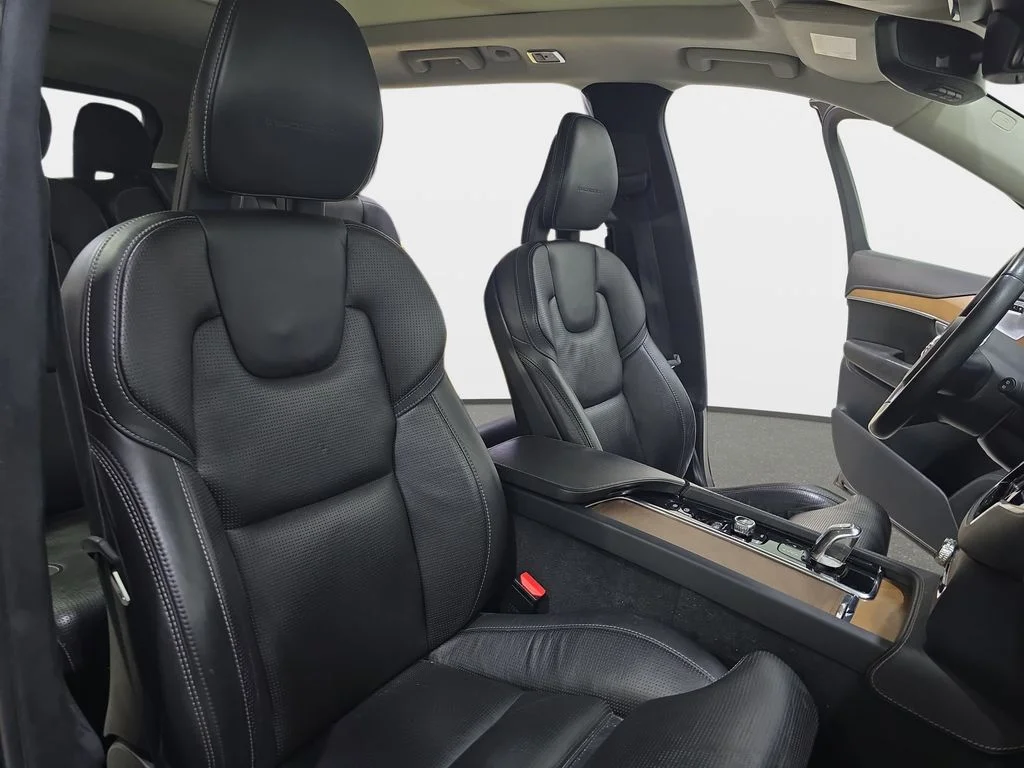 Used 2017 Gray Volvo T8 Inscription image 12