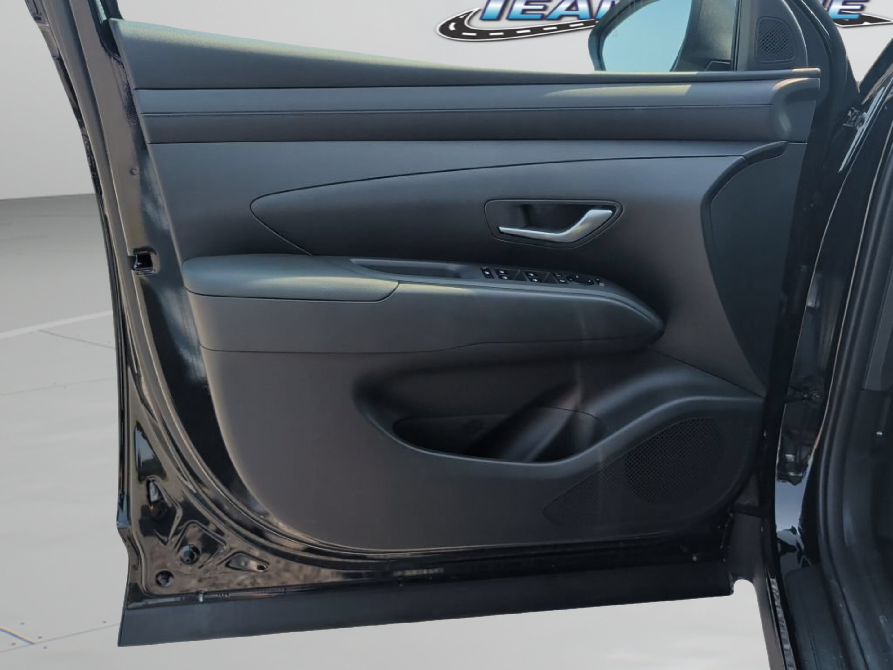 New 2026 Phantom Black Hyundai SEL Plus image 17