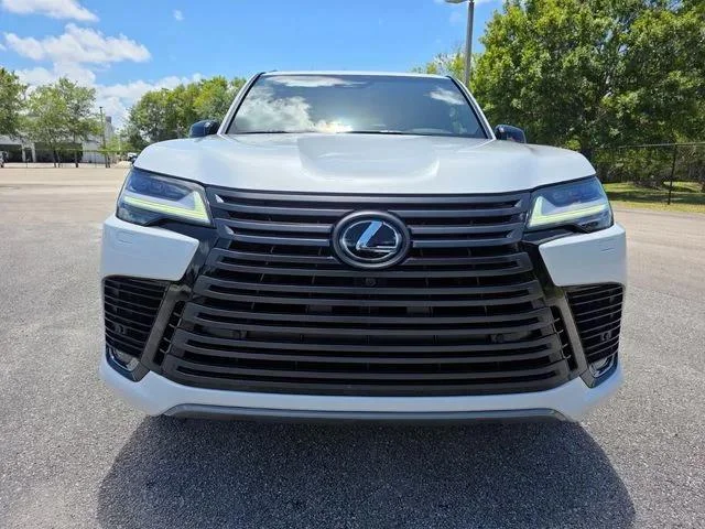 New 2026 Eminent White Pearl Lexus OVERTRAIL image 15
