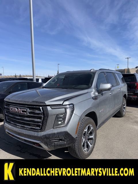 2025 GMC Yukon AT4 4X4's photo