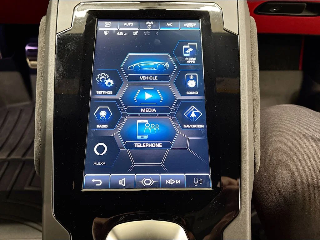 Used 2020 Red Lamborghini Base image 12