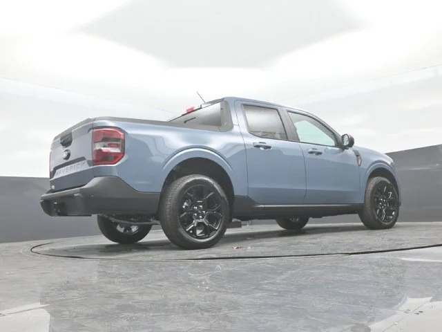 New 2026 Azure Gray Metallic Tri-Coat Ford Lariat® image 22