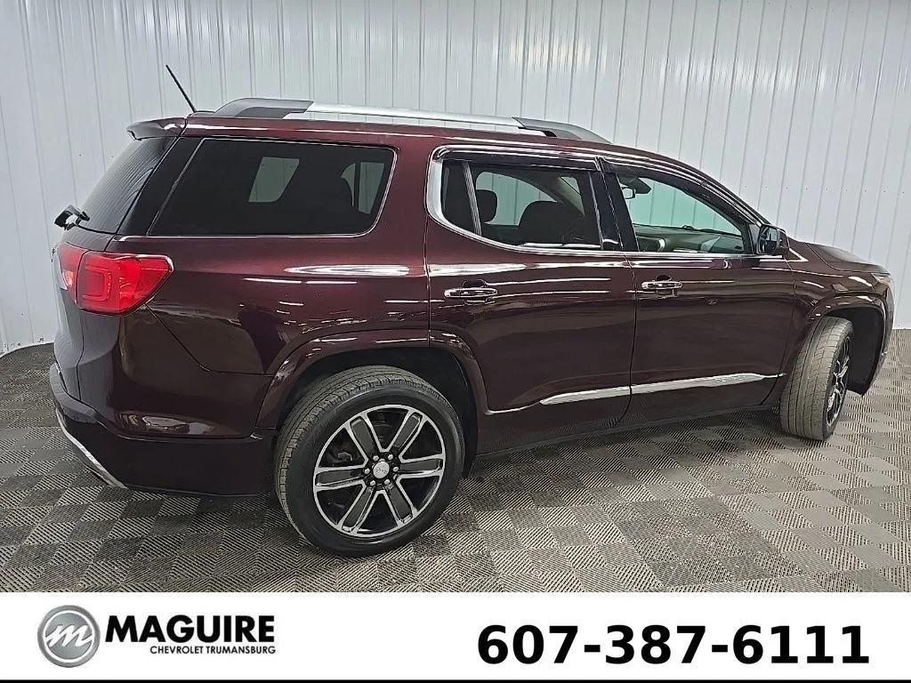 Used 2017 Red GMC Denali image 3