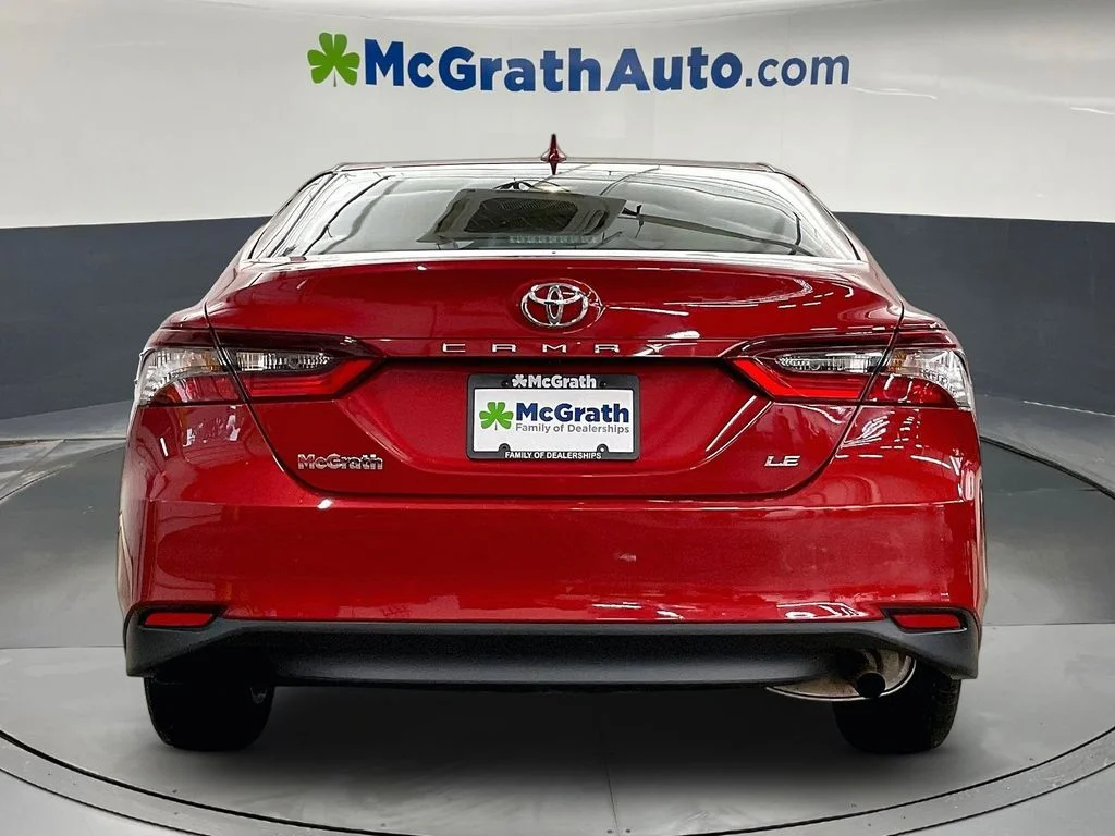 2024 Toyota Camry LE - Photo 6