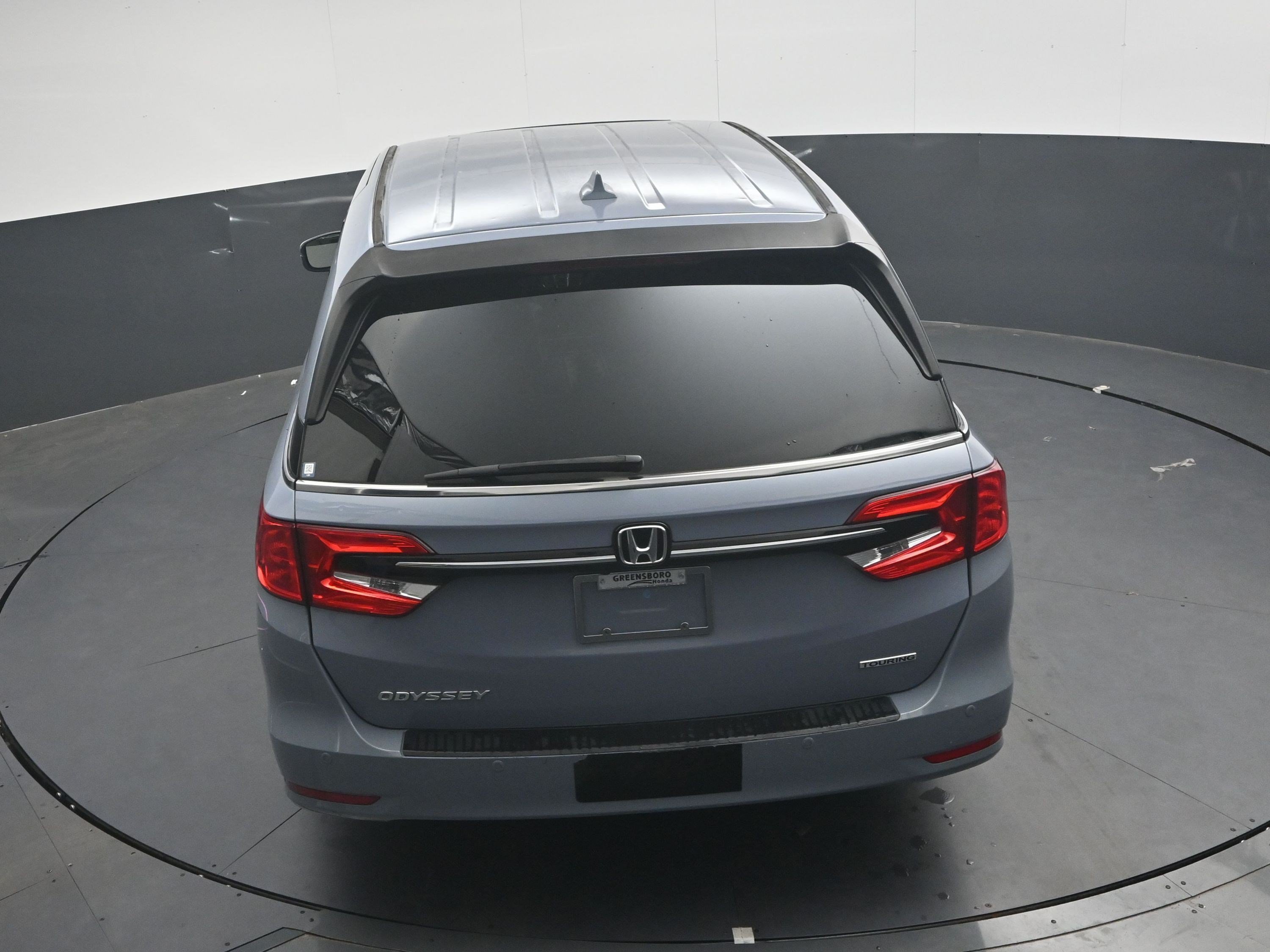 Used 2023 Sonic Gray Pearl Honda Touring image 24