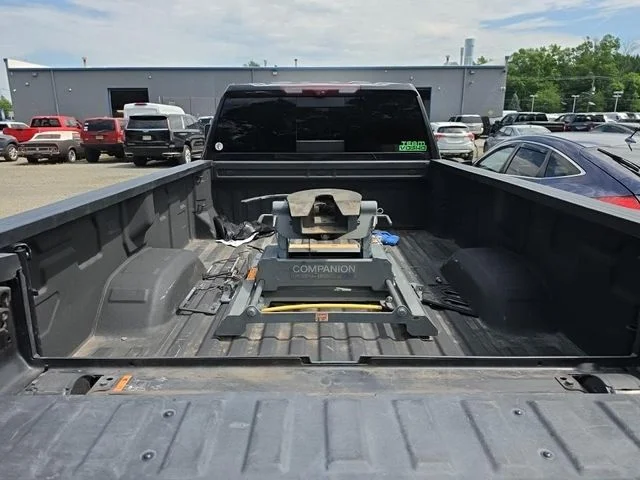 Used 2021 Black GMC Denali image 7