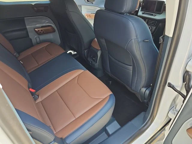Used 2024 White Ford Lariat image 11