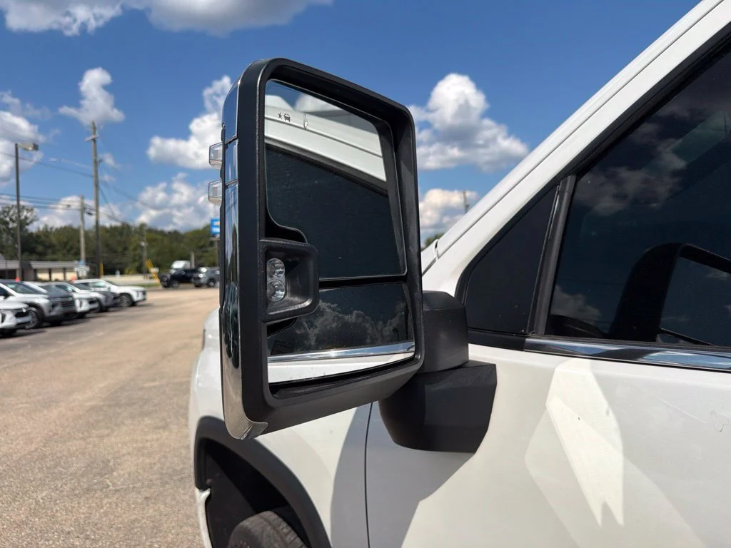Used 2020 IRIDESCENT PEARL TRICOAT Chevrolet High Country image 9