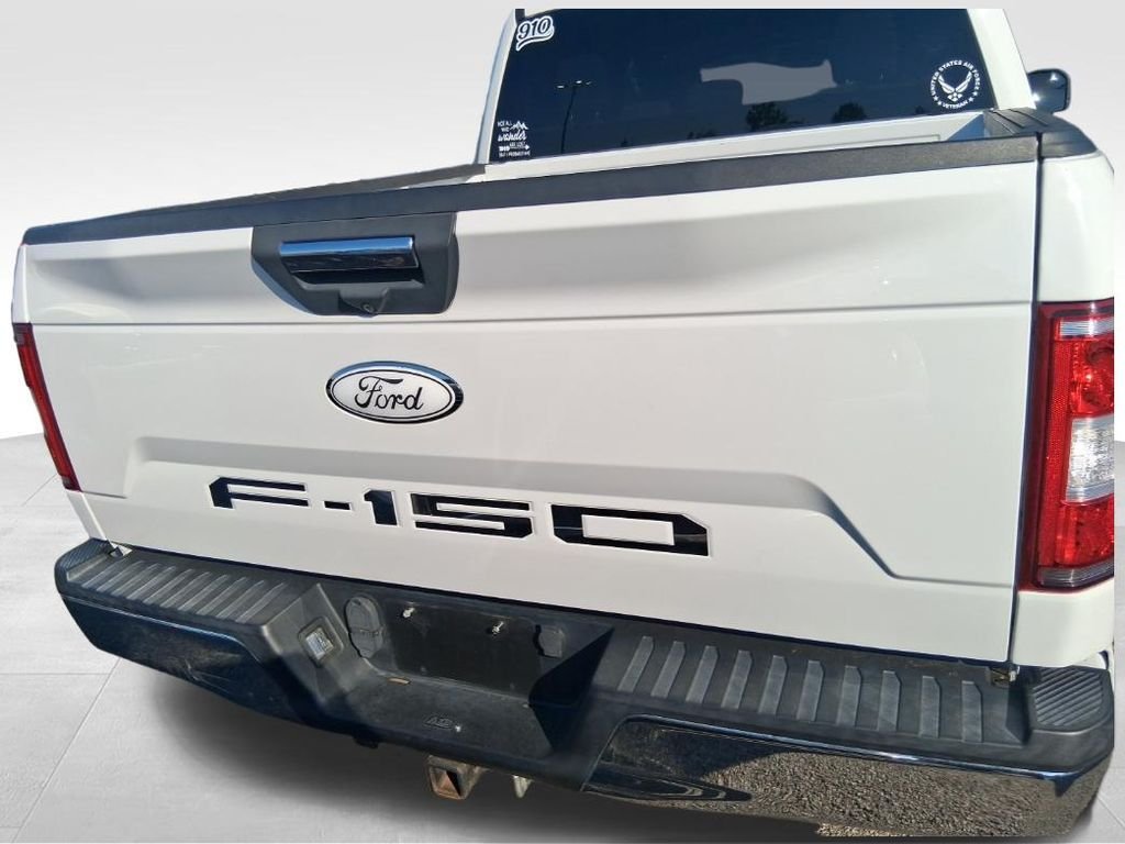 Used 2018 White Ford XLT image 7