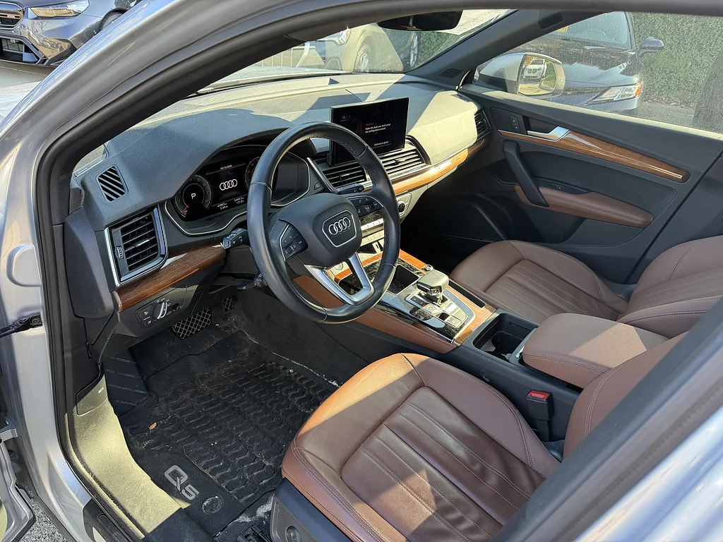 Used 2022 Florett Silver Metallic Audi 2.0T quattro Premium Plus S line image 5