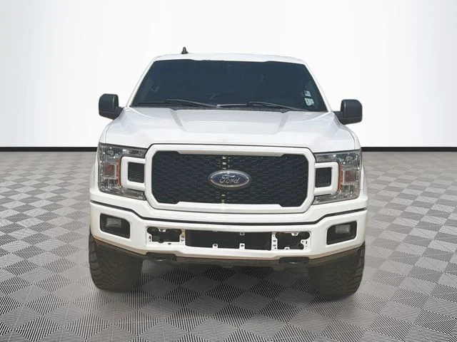 Used 2020 Oxford White Ford XL image 2