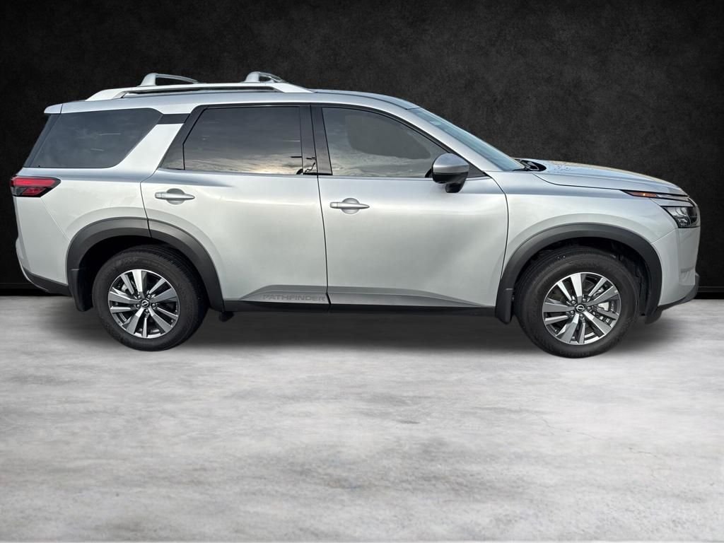 Used 2025 Brilliant Silver Metallic Nissan SL image 4