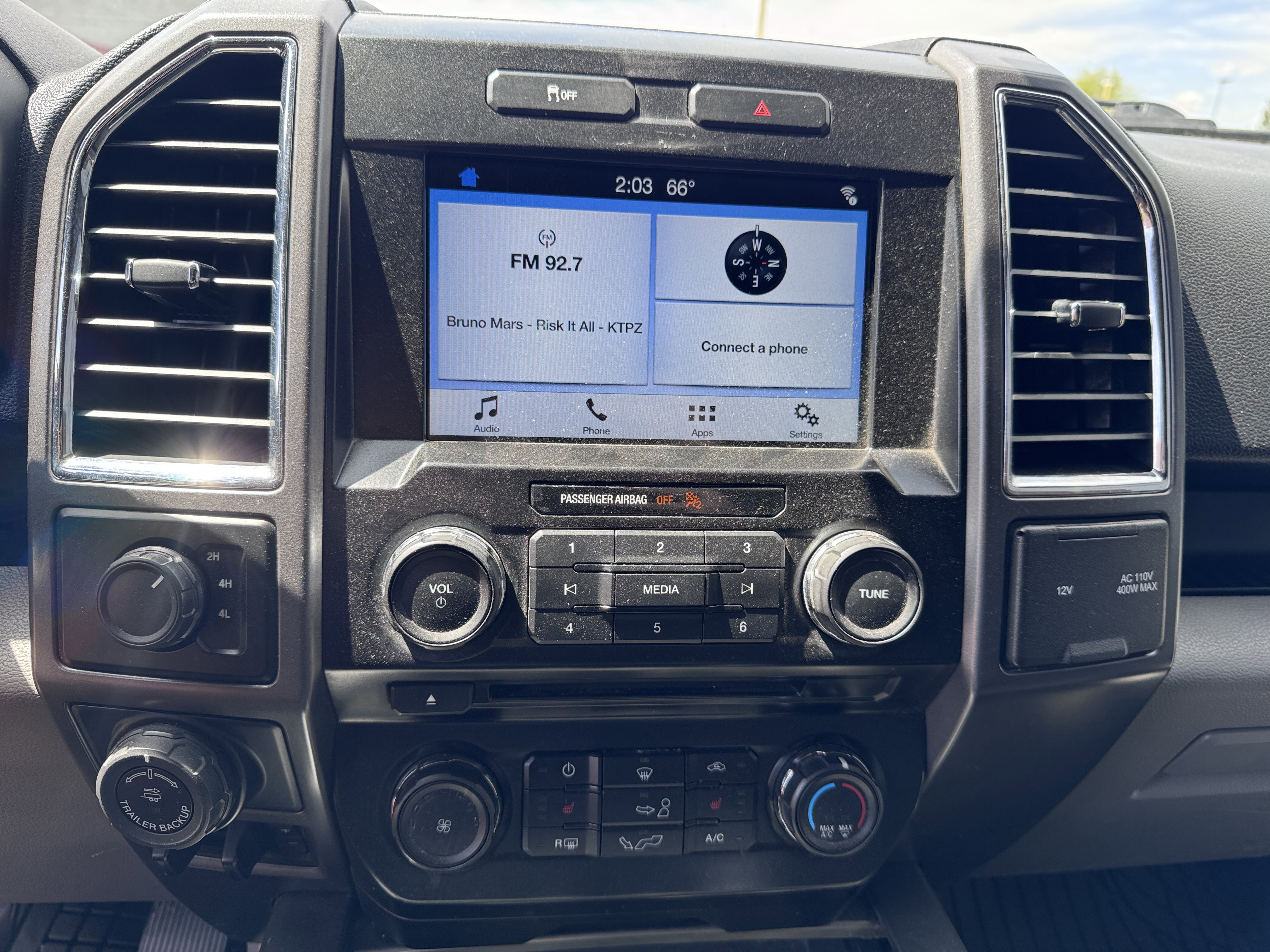 Used 2016 Black Ford XLT image 25