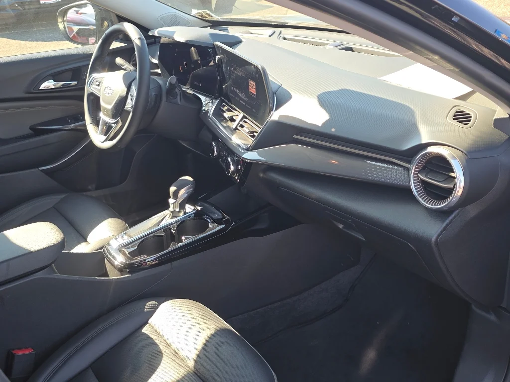 2024 Chevrolet Trax Activ - Photo 19
