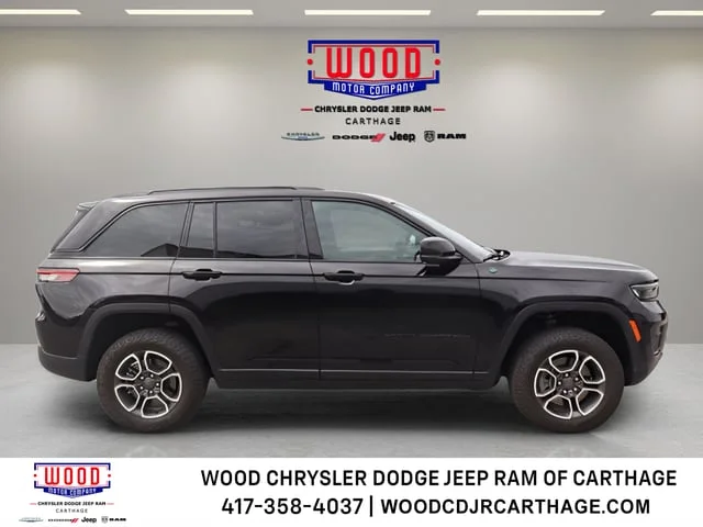 Used 2023 Diamond Black Crystal Pearlcoat Jeep Trailhawk 4xe image 2