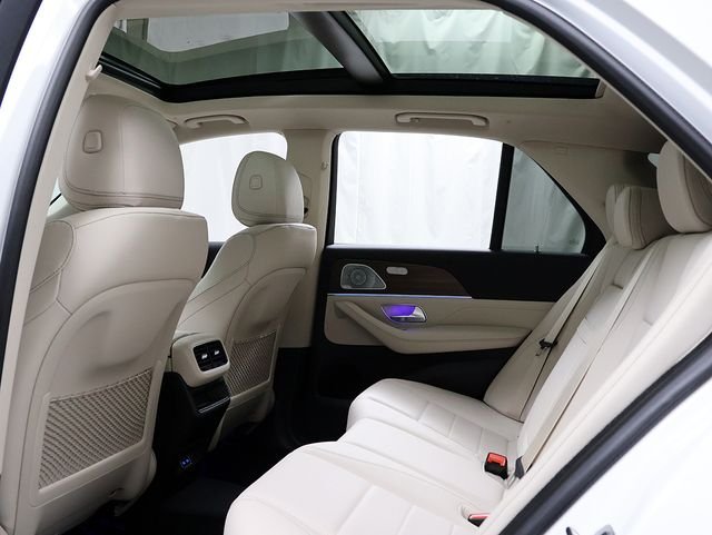 New 2026 Polar White Mercedes-Benz GLE 450 image 13