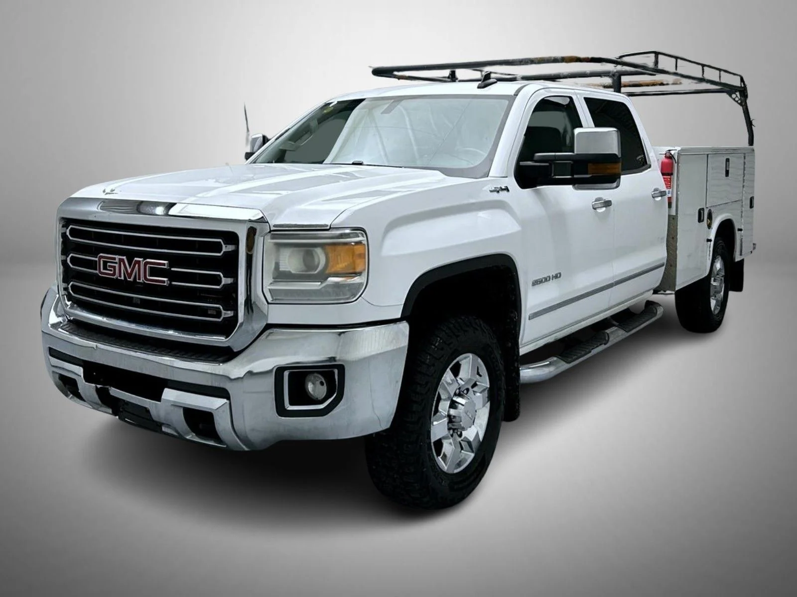 Used 2016 White GMC SLT image 1