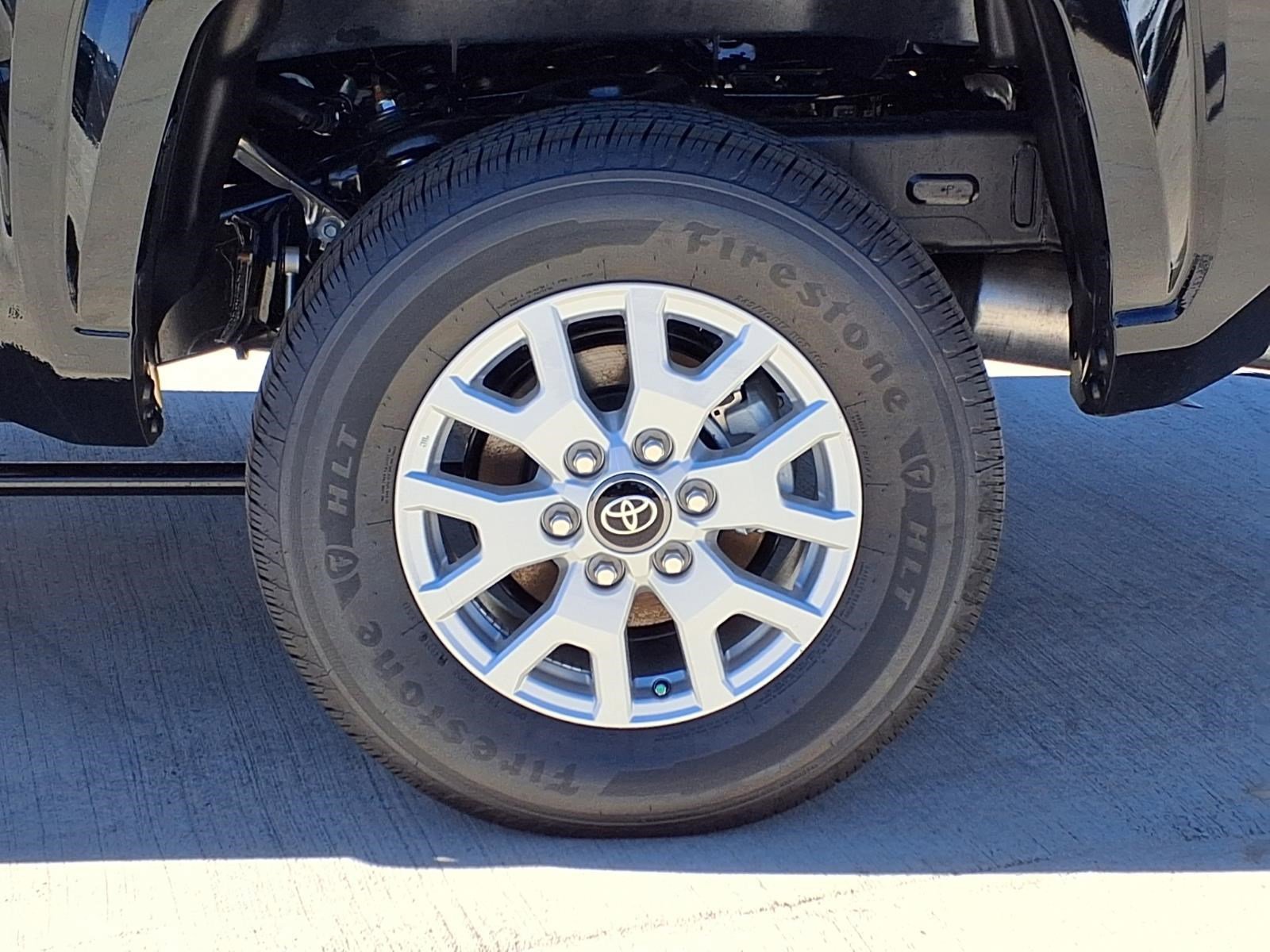 2026 Toyota Tacoma SR5 - Photo 9