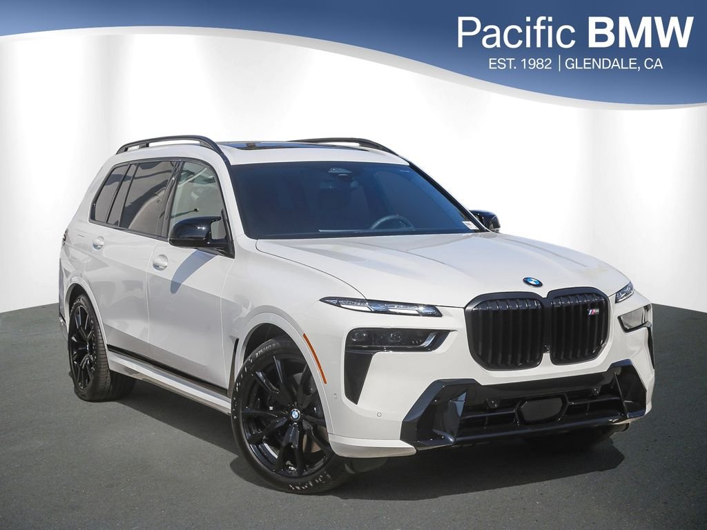 2026 BMW X7 M60i's photo