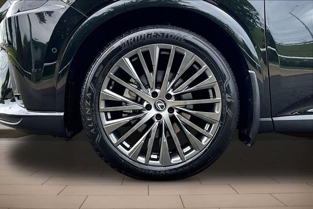 Used 2023 Black Lexus 350 Luxury image 9