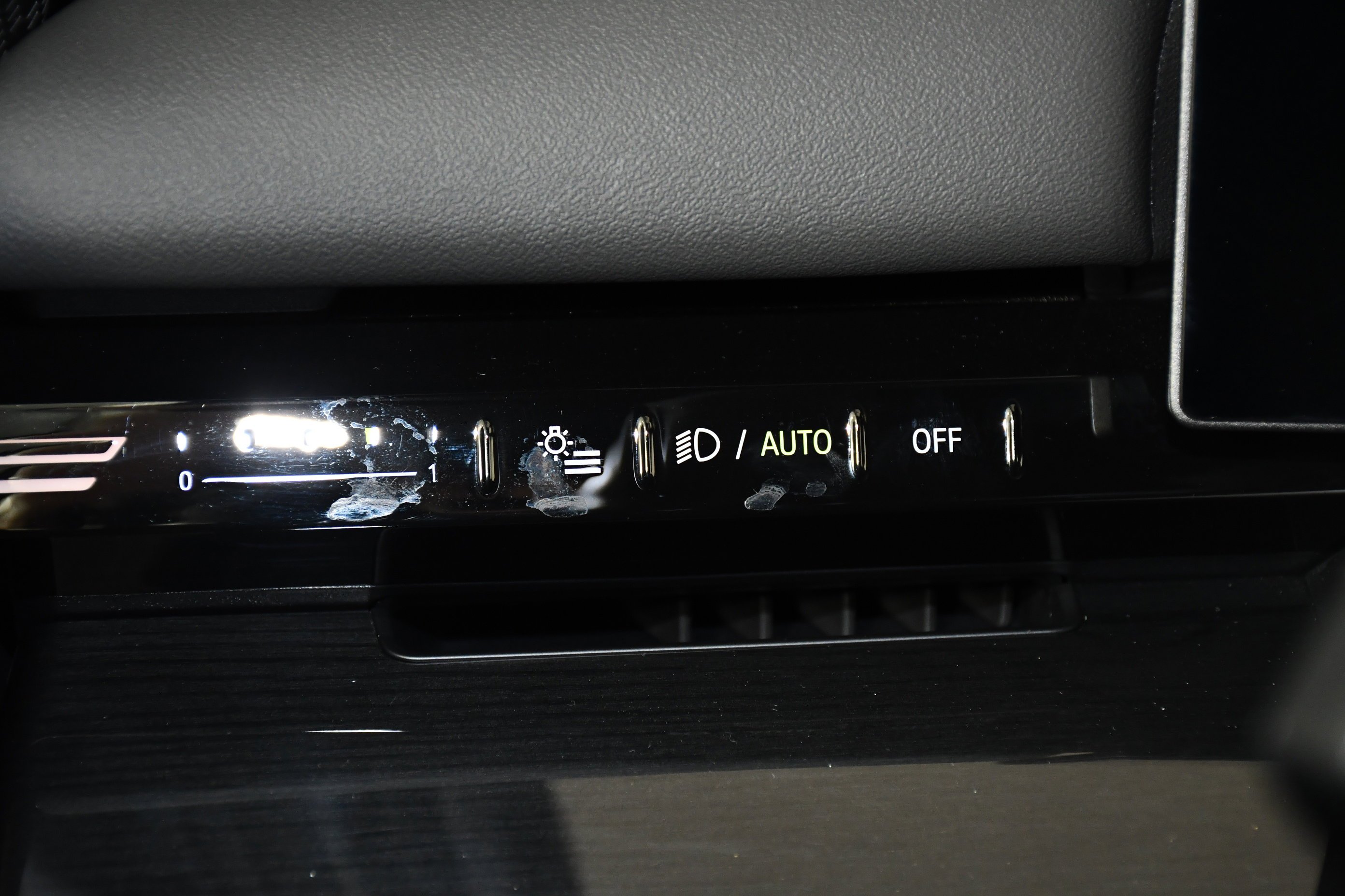 2025 BMW 5 Series 530i - Photo 35