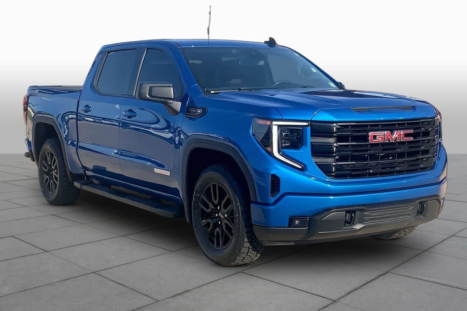 Certified Used 2024 Dynamic Blue Metallic GMC Elevation image 3