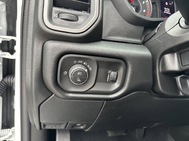 New 2026 White RAM Tradesman image 30