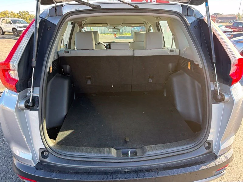 Used 2017  Honda LX image 10