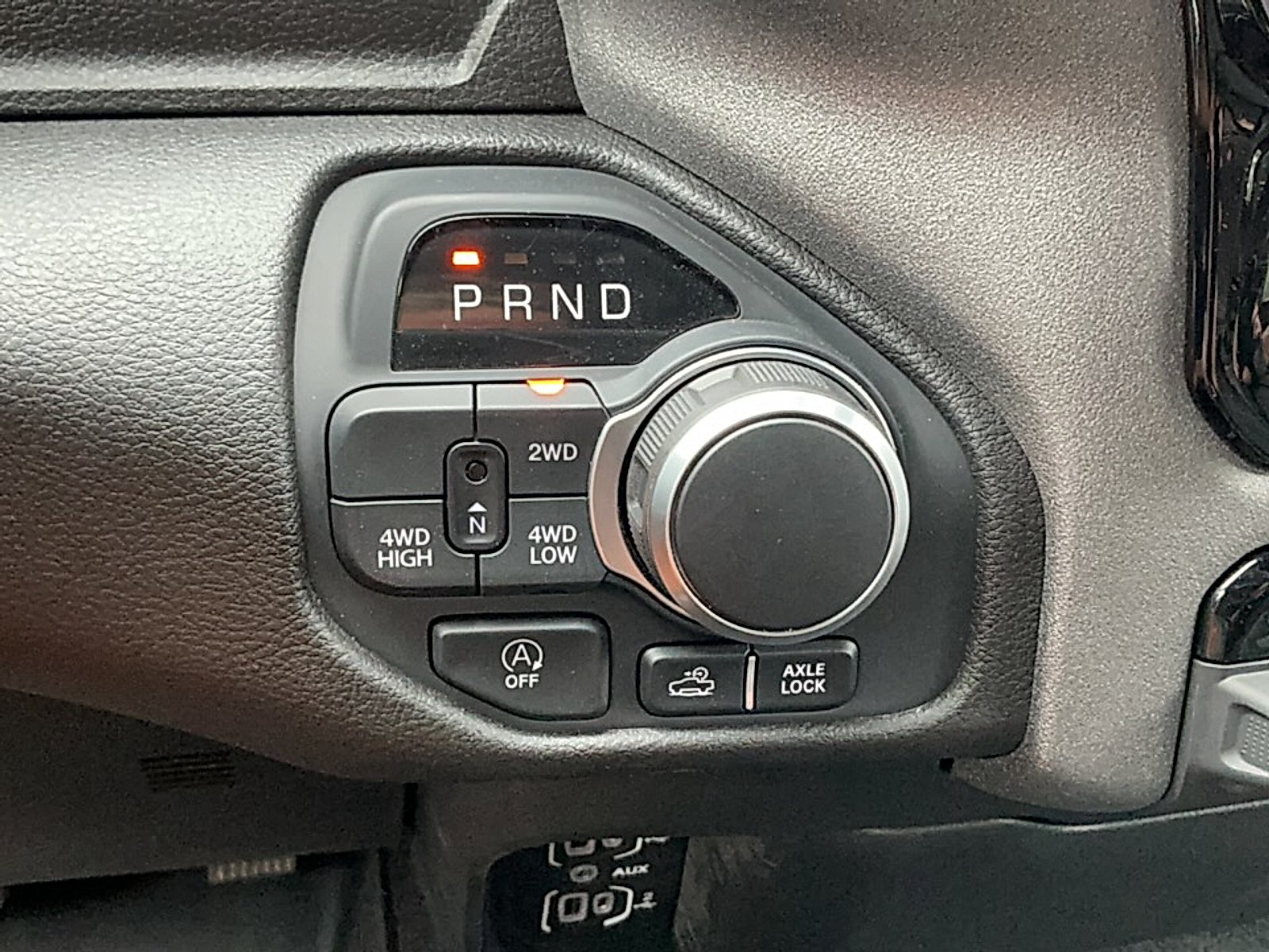 2025 RAM Ram 1500 Pickup Warlock - Photo 10