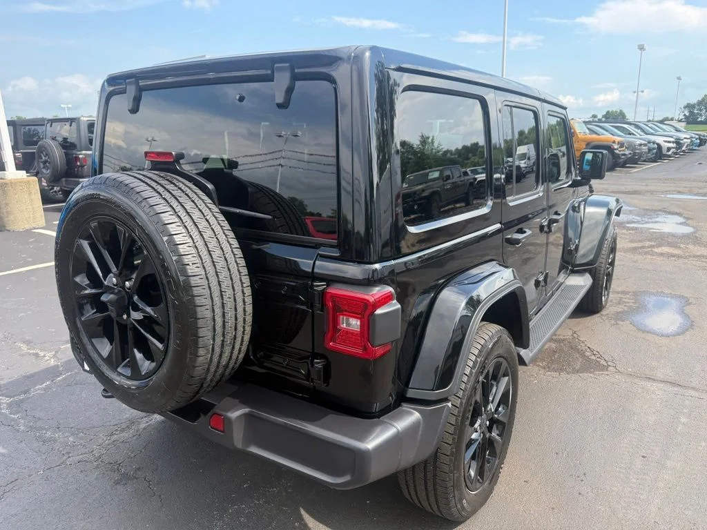 Used 2025 Black Jeep Sahara 4xe image 3