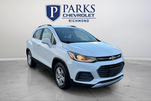 Used 2017 White Chevrolet LT image 1