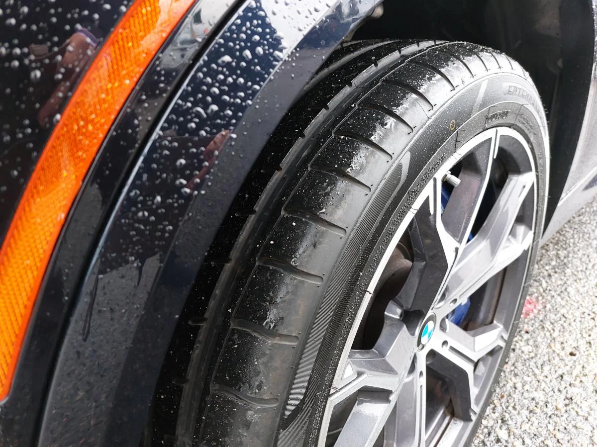 Used 2019 Black BMW xDrive50i Sports Activity Vehicle image 23