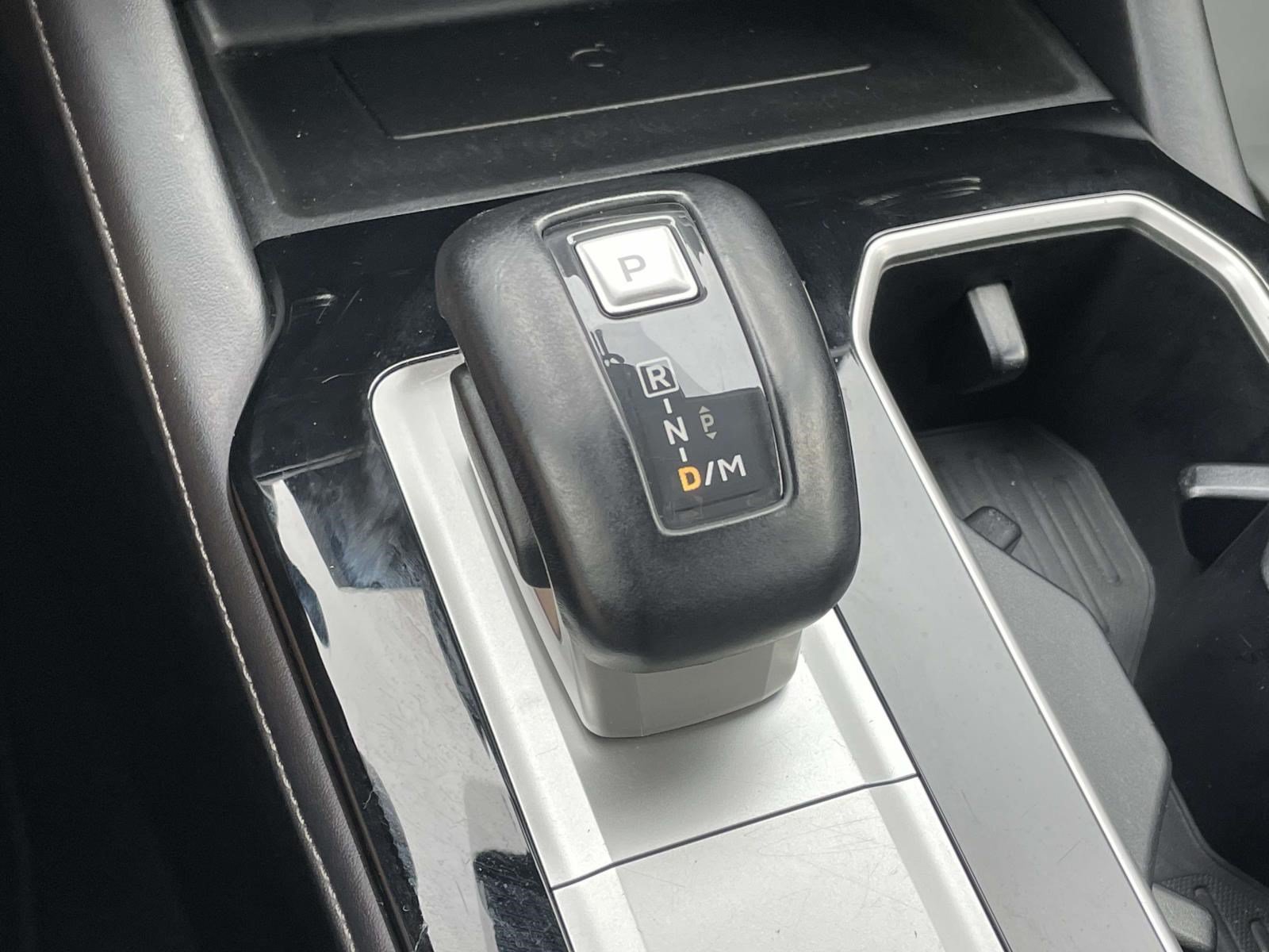 Used 2025 Graphite Gray Mitsubishi SE image 31
