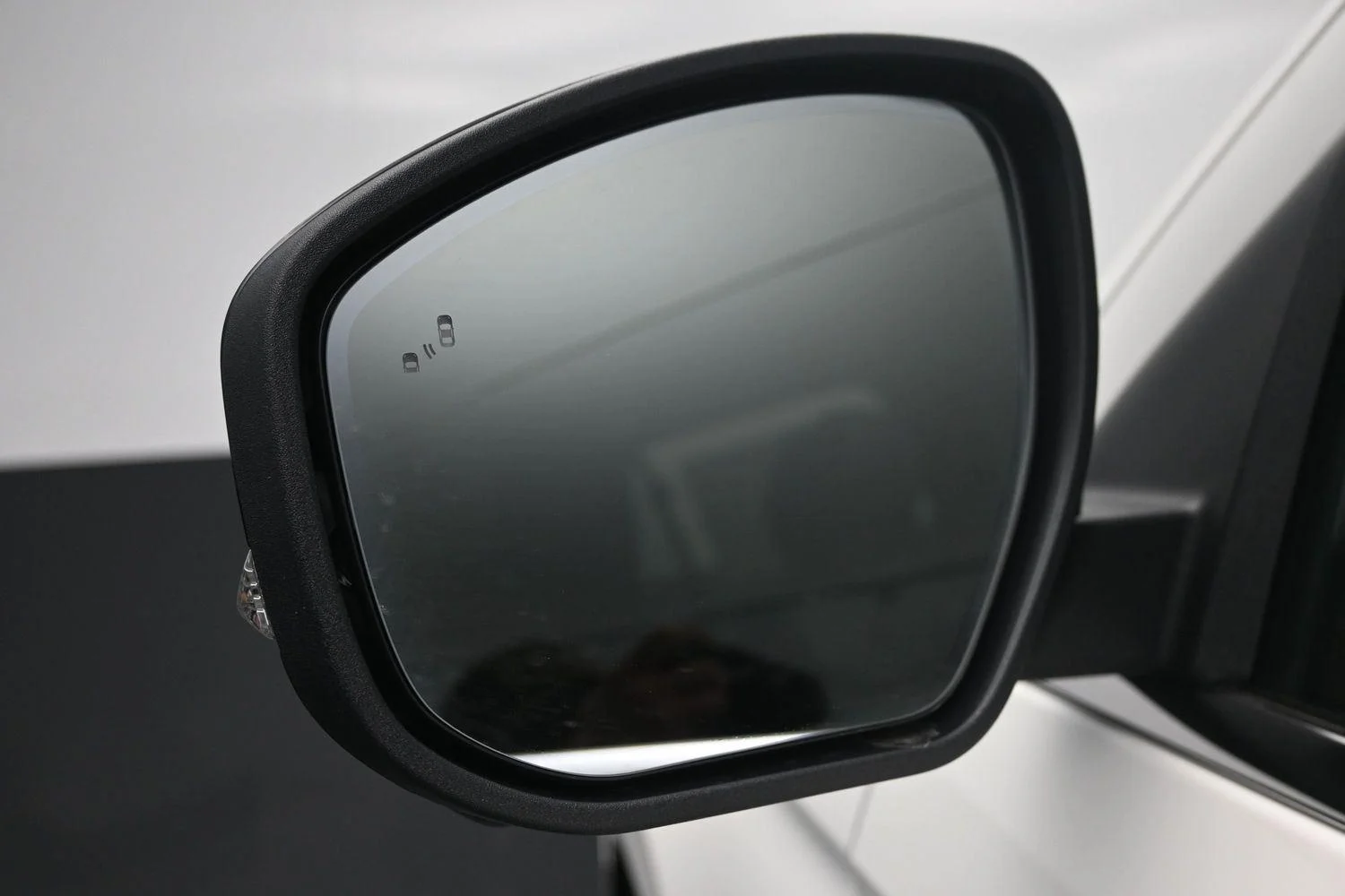 New 2026 Star White Metallic Tri-Coat Ford MAX King Ranch® image 19