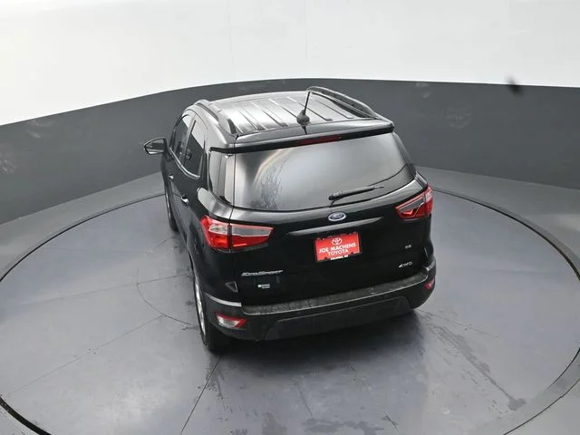 Used 2020 Black Ford SE image 27