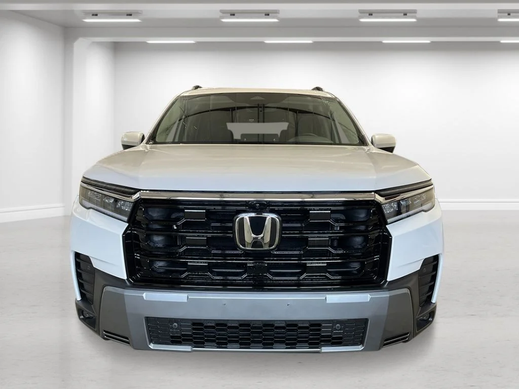 New 2026 Platinum White Pearl Honda Touring image 12