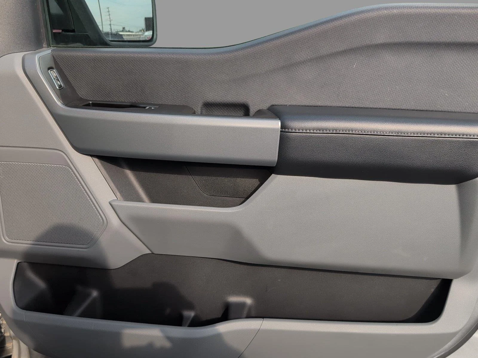 Used 2023 Iconic Silver Ford XLT image 37