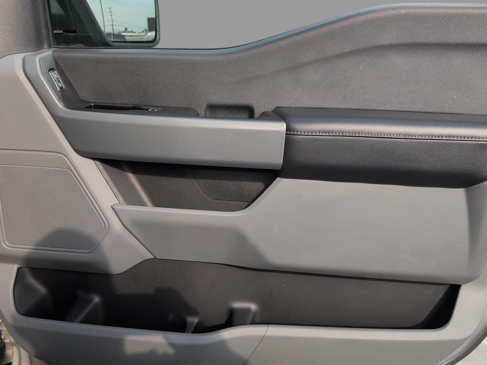 Used 2023 Iconic Silver Ford XLT image 37