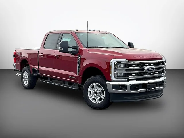 2026 Ford Super Duty F-350® XLT