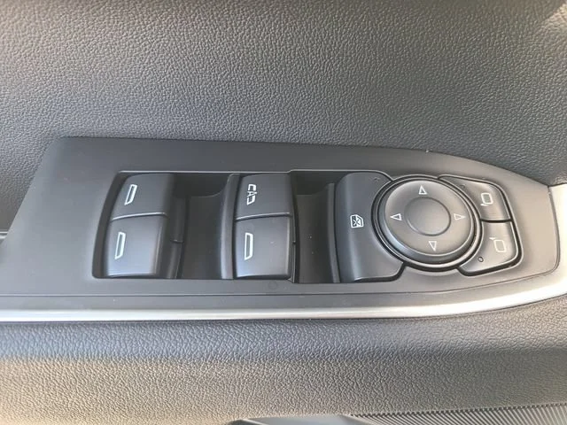 2026 Chevrolet Silverado 1500 LT - Photo 17