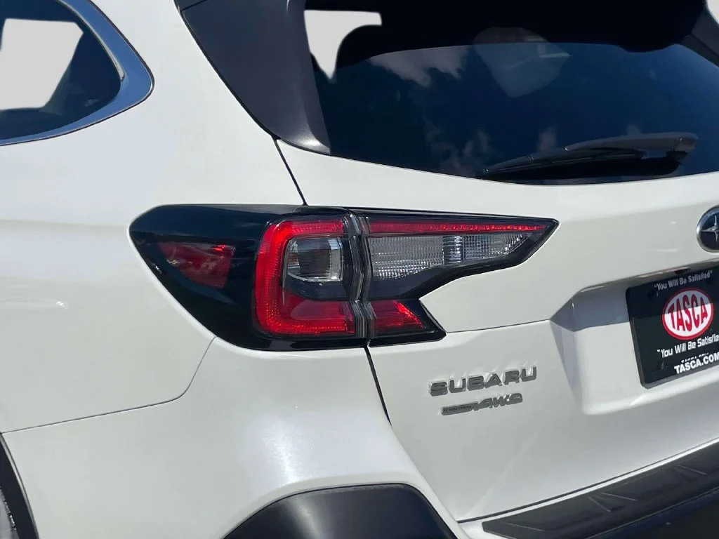 Used 2020 White Subaru Limited image 11